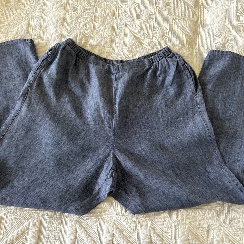 Flax Women's Grey-Blue Linen Capri Pants